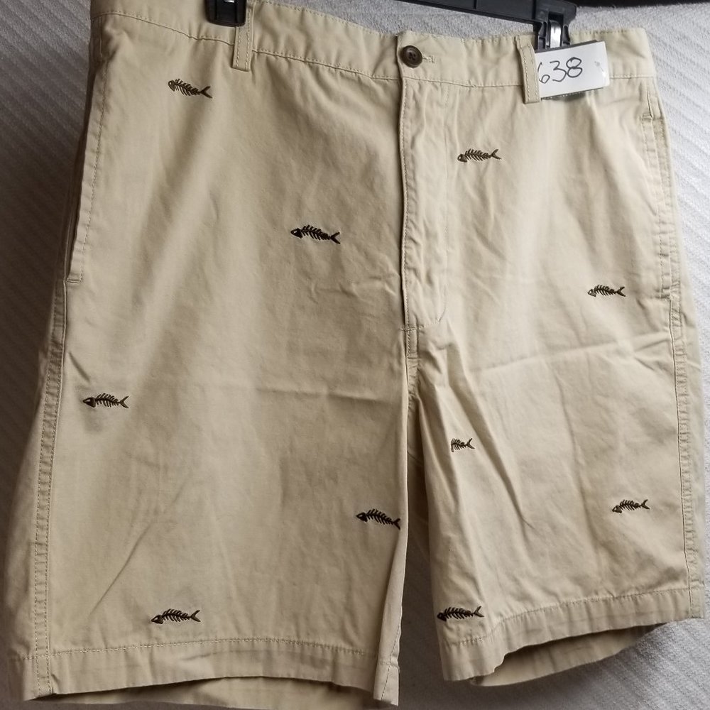 638 - Chaps 36W Fish Bone Bermuda Shorts